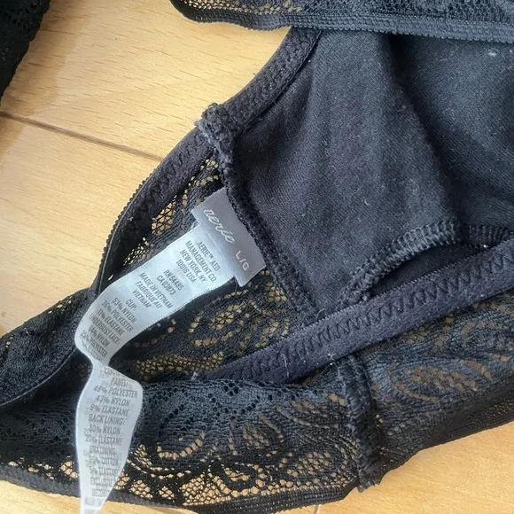 Aerie True Black Desert Lace Raceback Bralette - Picture 4 of 6